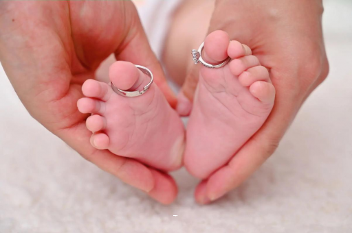 上饶宝宝吃奶呕吐